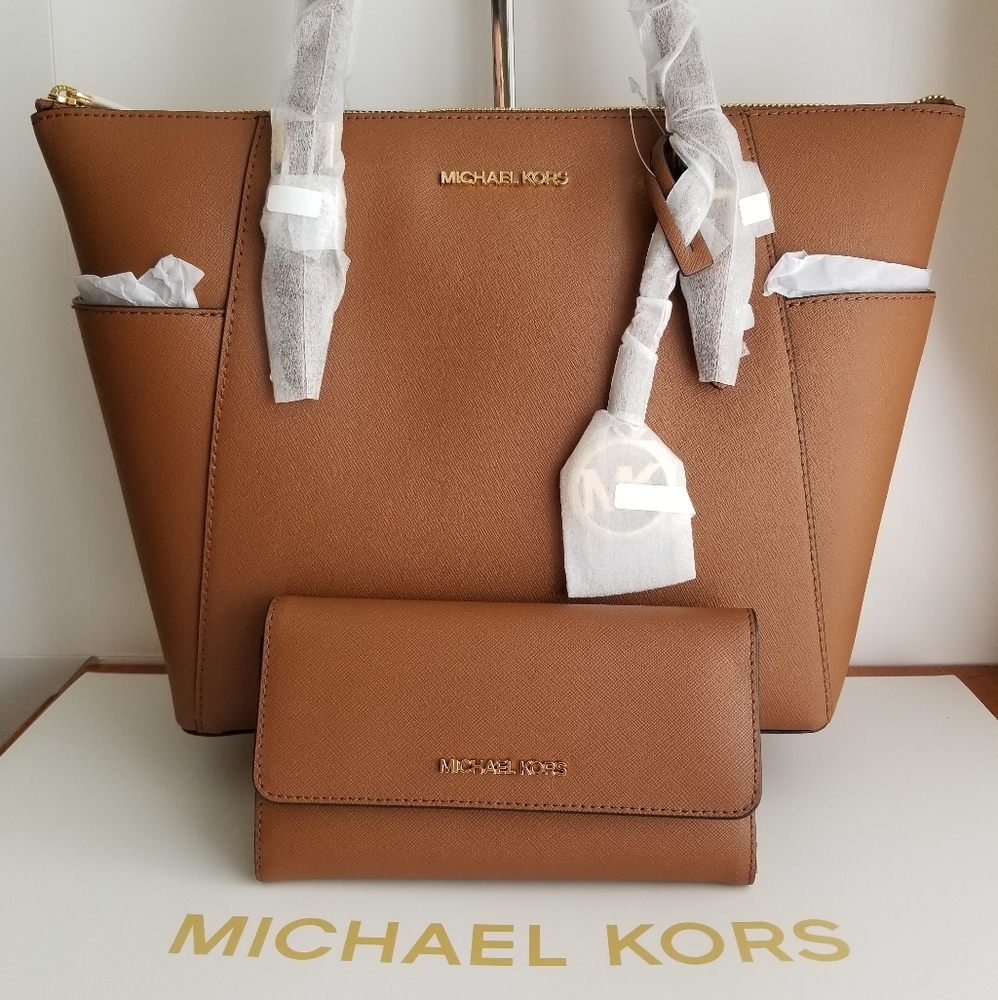 New Michael Kors Bag and Wallet